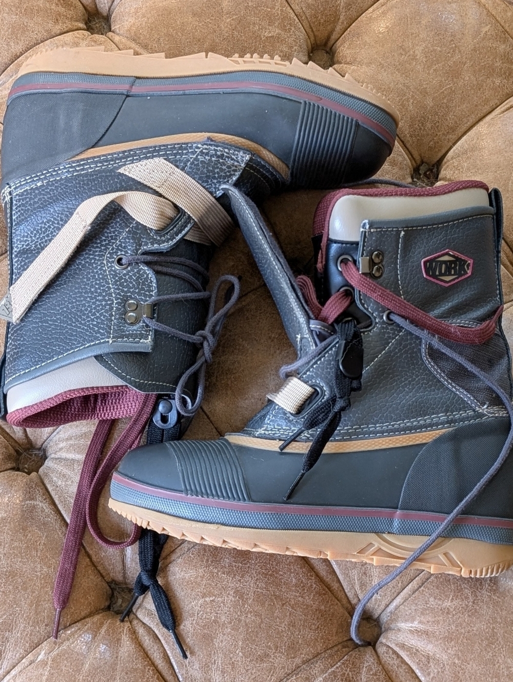 Vintage Burton Work Snowboard Boots Size 8 Never Worn Leather Winter Snow - Picture 4 of 13